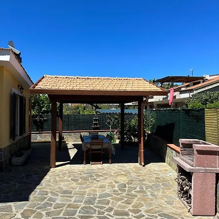 La Casa Di Ely Apartment *